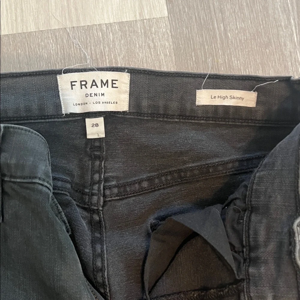 FRAME le High Skinny - Picture 3 of 11